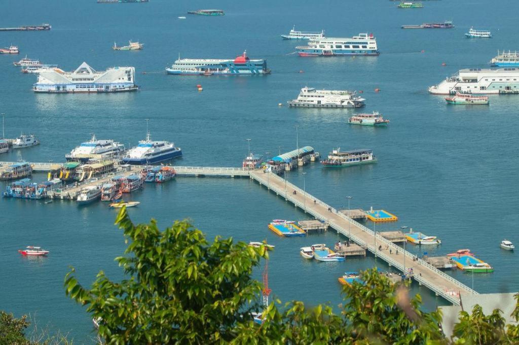 Oyo 1066 Encore Sea Side Pattaya Εξωτερικό φωτογραφία