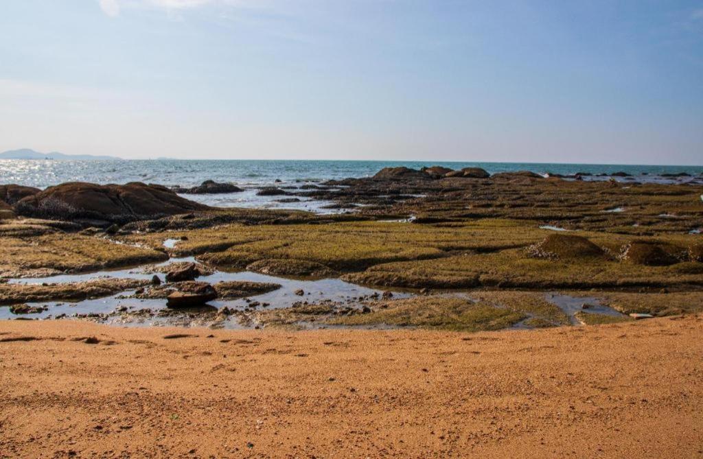 Oyo 1066 Encore Sea Side Pattaya Εξωτερικό φωτογραφία